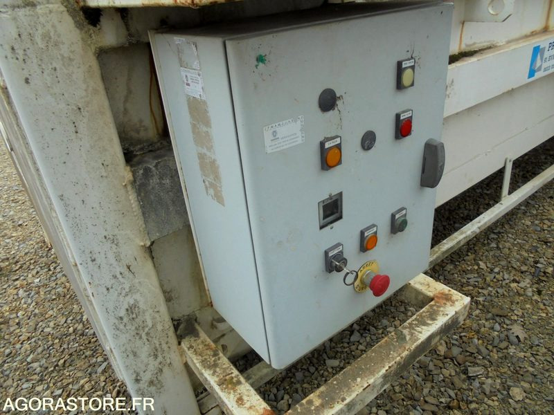 COMPACTEUR DECHET - PRESSOR AN 2006 - Bouwmaterieel: afbeelding 4 COMPACTEUR DECHET - PRESSOR AN 2006 - Bouwmaterieel: afbeelding 4