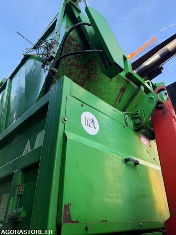 COMPACTEUR MONOBLOC EMBARQUE ARMAND MOULET - Gereedschap/ Toebehoor: afbeelding 2 COMPACTEUR MONOBLOC EMBARQUE ARMAND MOULET - Gereedschap/ Toebehoor: afbeelding 2