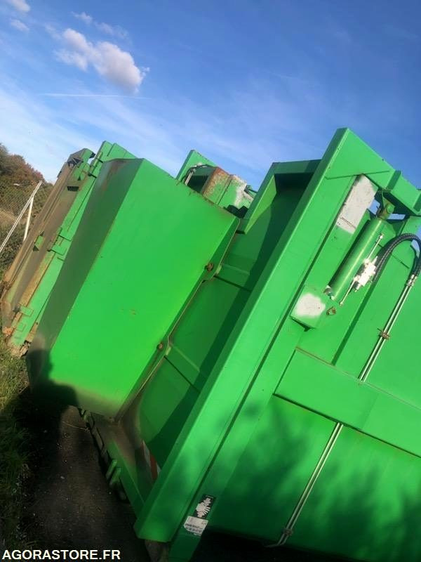 COMPACTEUR MONOBLOC EMBARQUE - Gereedschap/ Toebehoor: afbeelding 2 COMPACTEUR MONOBLOC EMBARQUE - Gereedschap/ Toebehoor: afbeelding 2