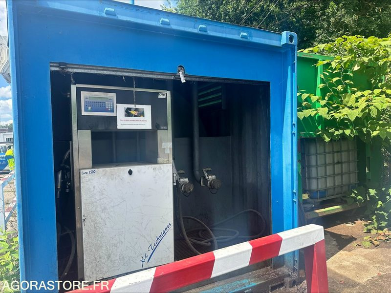 CONTAINER AVEC CUVE DE 40 000L & SYSTEME DE DISTRIBUTION CARBURANT - 2015 - Gereedschap/ Toebehoor: afbeelding 2 CONTAINER AVEC CUVE DE 40 000L & SYSTEME DE DISTRIBUTION CARBURANT - 2015 - Gereedschap/ Toebehoor: afbeelding 2