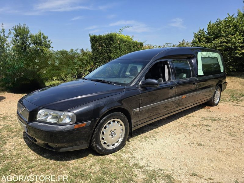 CORBILLARD VOLVO S80 - 2002 - 189 127km - Personenwagen: afbeelding 2 CORBILLARD VOLVO S80 - 2002 - 189 127km - Personenwagen: afbeelding 2
