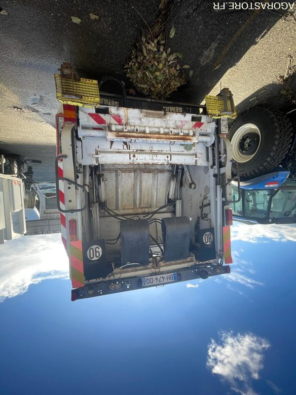 --CORSE-- PL BOM IVECO 190E27 2002 246192kms - Vuilniswagen: afbeelding 5 --CORSE-- PL BOM IVECO 190E27 2002 246192kms - Vuilniswagen: afbeelding 5