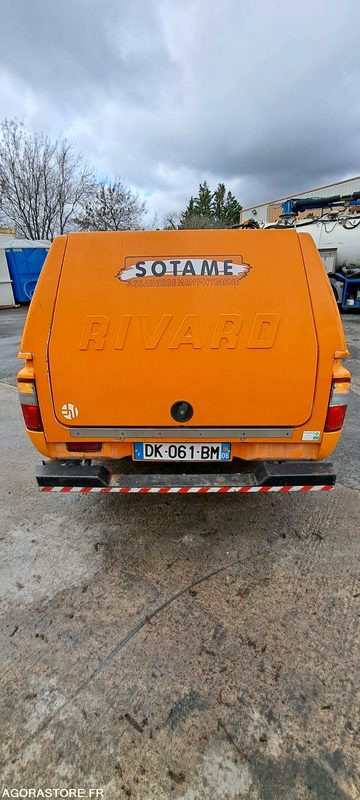 CUREUR HP RIVARD/TOYOTA 2001 DK061BM (VENTE UNIQUEMENT EXPORT) - Vacuümwagen: afbeelding 2 CUREUR HP RIVARD/TOYOTA 2001 DK061BM (VENTE UNIQUEMENT EXPORT) - Vacuümwagen: afbeelding 2
