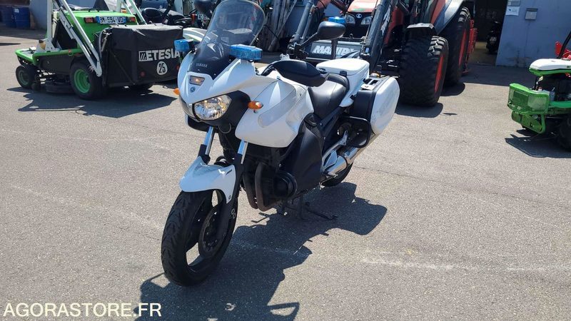 CV 632 MQ - YAMAHA TDM 900 - 2013 - 78214KM - Motorfiets: afbeelding 2 CV 632 MQ - YAMAHA TDM 900 - 2013 - 78214KM - Motorfiets: afbeelding 2