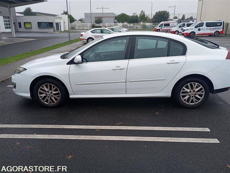 CY-242-PV - Roulant - RENAULT LAGUNA - VP - 505 173 Kms - Personenwagen: afbeelding 4 CY-242-PV - Roulant - RENAULT LAGUNA - VP - 505 173 Kms - Personenwagen: afbeelding 4
