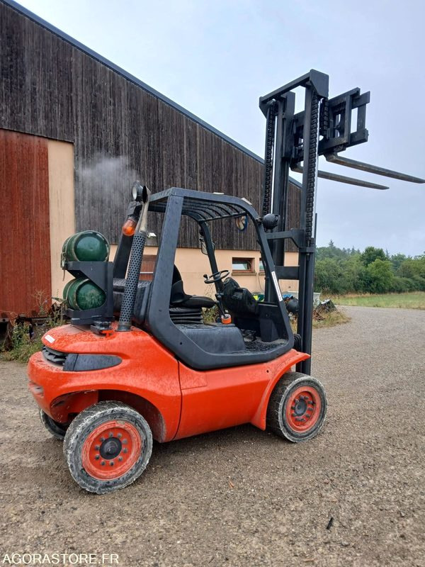 Chariot élévateur Fenwick Linde H35T 3.5T - LPG heftruck: afbeelding 1 Chariot élévateur Fenwick Linde H35T 3.5T - LPG heftruck: afbeelding 1