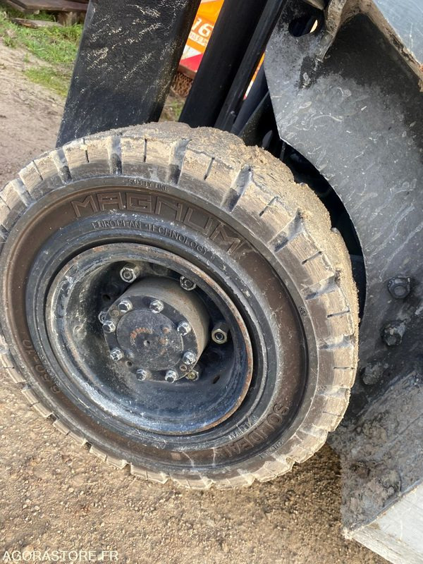 LPG heftruck Chariot élévateur GAZ NISSAN 1.8T: afbeelding 10 LPG heftruck Chariot élévateur GAZ NISSAN 1.8T: afbeelding 10