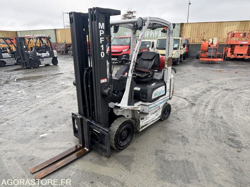 Chariot élévateur NISSAN GAZ 1.5T type P1D1A15LQ - LPG heftruck: afbeelding 1 Chariot élévateur NISSAN GAZ 1.5T type P1D1A15LQ - LPG heftruck: afbeelding 1