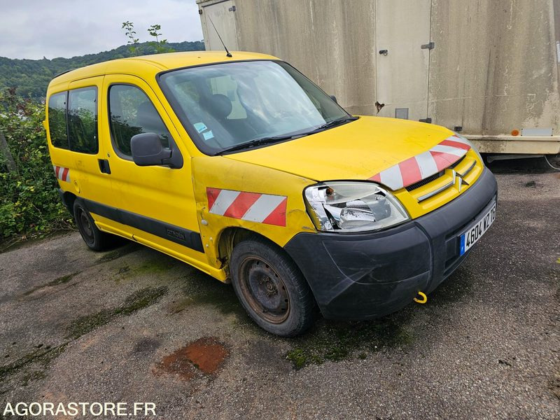 Citroën Berlingo - 2004 - 373983km - 4604WZ76 - Personenwagen: afbeelding 2 Citroën Berlingo - 2004 - 373983km - 4604WZ76 - Personenwagen: afbeelding 2