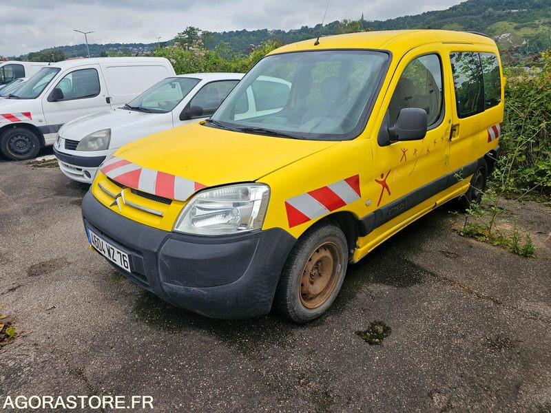 Citroën Berlingo - 2004 - 373983km - 4604WZ76 - Personenwagen: afbeelding 1 Citroën Berlingo - 2004 - 373983km - 4604WZ76 - Personenwagen: afbeelding 1