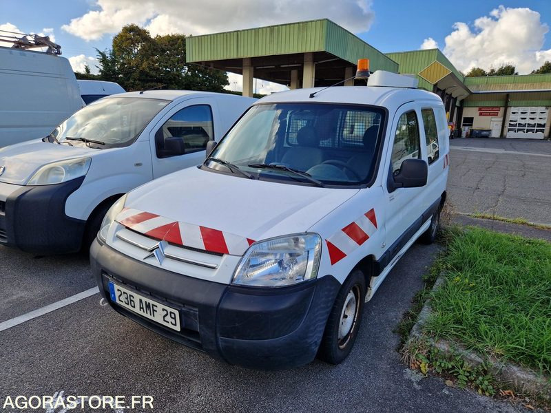 Citroën Berlingo-2008 -143148- 236AMF29 - Kleine bestelwagen: afbeelding 1 Citroën Berlingo-2008 -143148- 236AMF29 - Kleine bestelwagen: afbeelding 1
