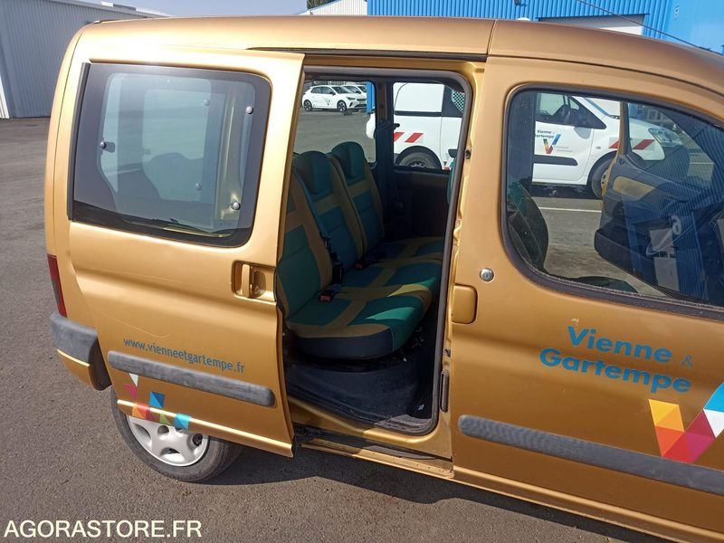 Citroën Berlingo 2L Hdi - 268784kms - 2002 - Personenwagen: afbeelding 4 Citroën Berlingo 2L Hdi - 268784kms - 2002 - Personenwagen: afbeelding 4