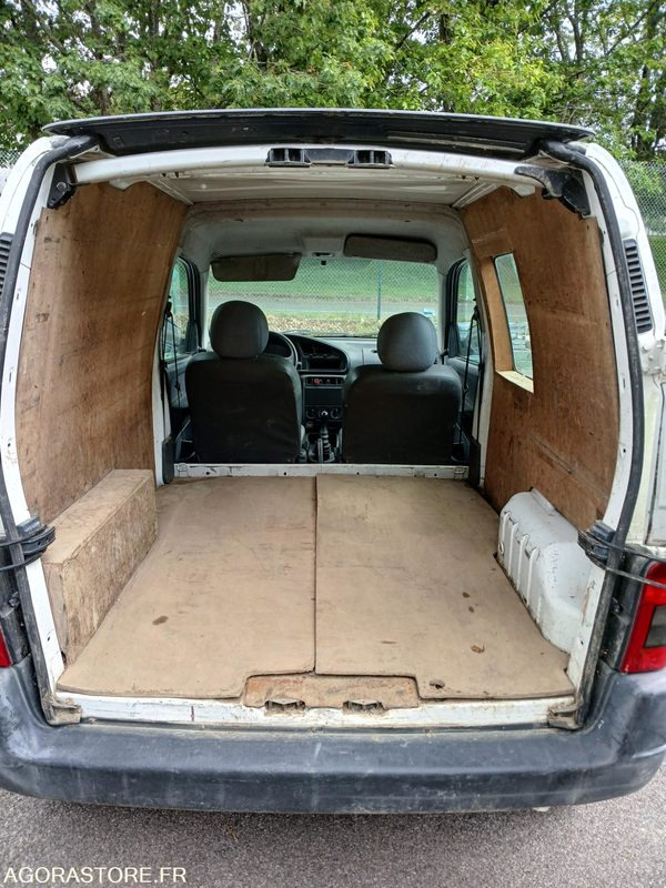 Citroën Berlingo (49200) - Kleine bestelwagen: afbeelding 3 Citroën Berlingo (49200) - Kleine bestelwagen: afbeelding 3