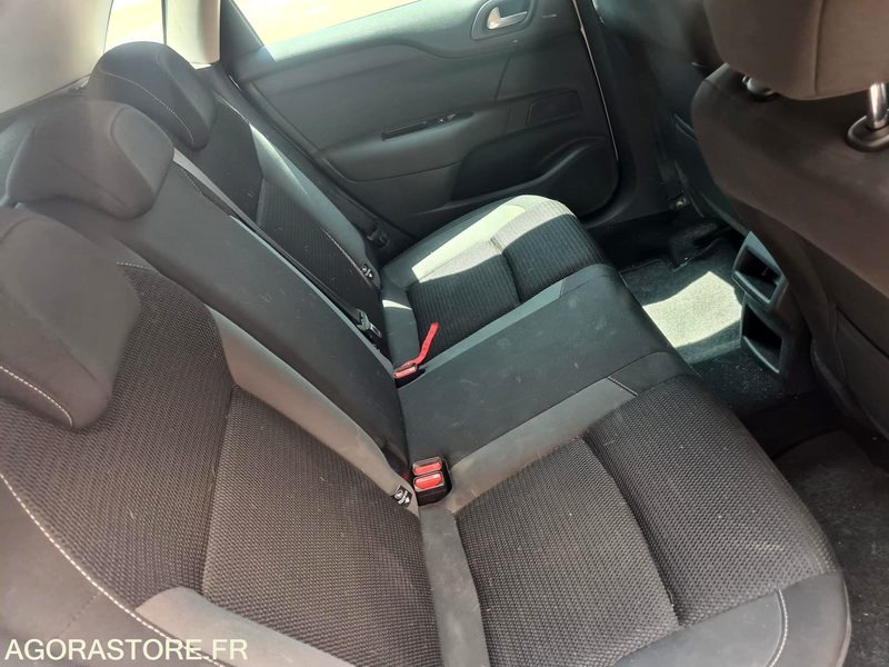 Citroën C4 EV-500-GR - véhicule non roulant - Personenwagen: afbeelding 4 Citroën C4 EV-500-GR - véhicule non roulant - Personenwagen: afbeelding 4