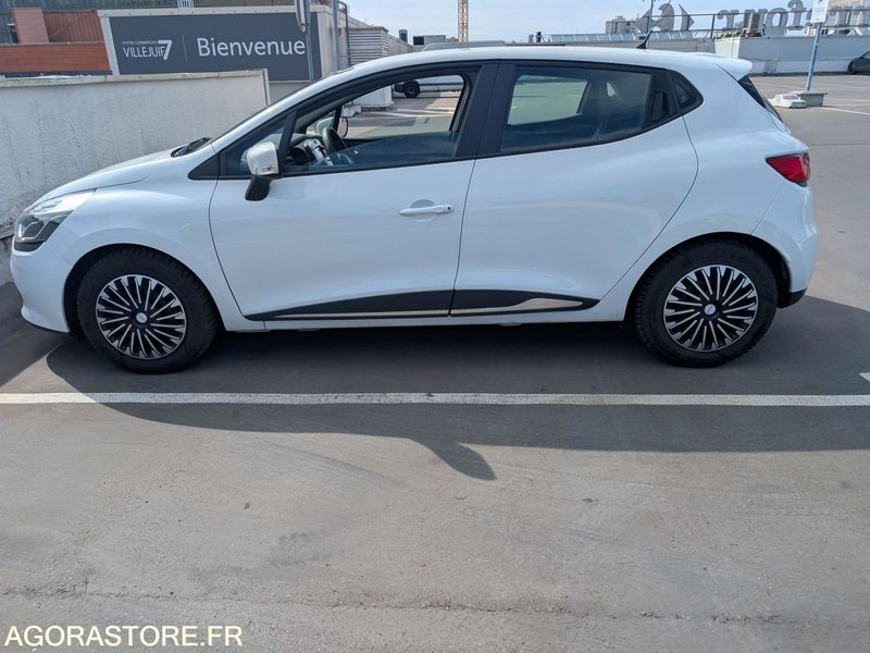 Clio IV 1.2 16V 73 ch – Version Dynamique – 2014 – Très bien équipée - Personenwagen: afbeelding 3 Clio IV 1.2 16V 73 ch – Version Dynamique – 2014 – Très bien équipée - Personenwagen: afbeelding 3