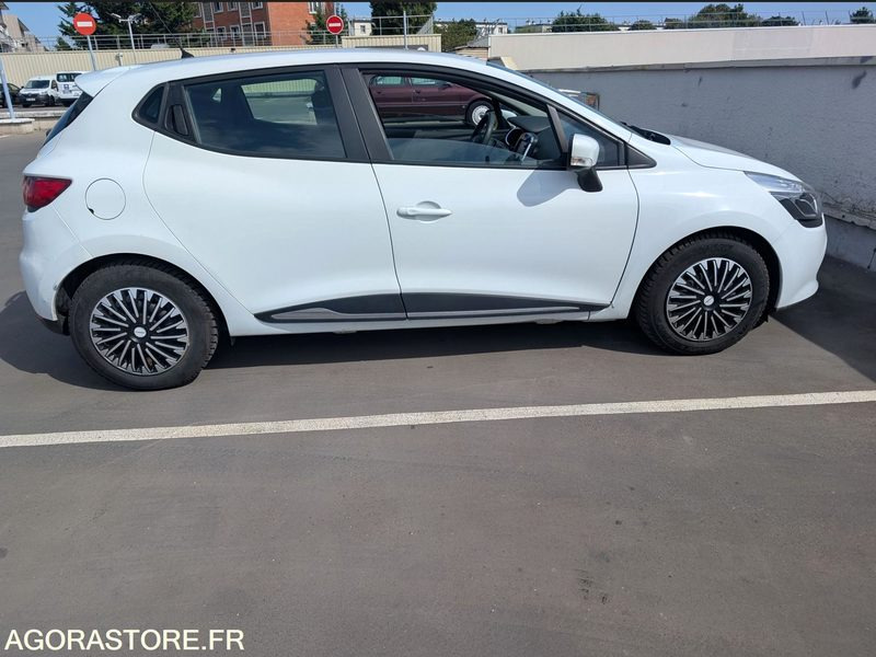 Clio IV 1.2 16V 73 ch – Version Dynamique – 2014 – Très bien équipée - Personenwagen: afbeelding 1 Clio IV 1.2 16V 73 ch – Version Dynamique – 2014 – Très bien équipée - Personenwagen: afbeelding 1