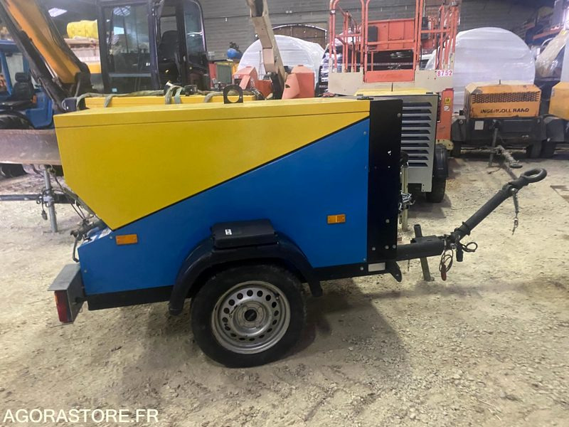 Compresseur MAC3 2.5m3 - 2018 - 112 heures - Luchtcompressor: afbeelding 1 Compresseur MAC3 2.5m3 - 2018 - 112 heures - Luchtcompressor: afbeelding 1