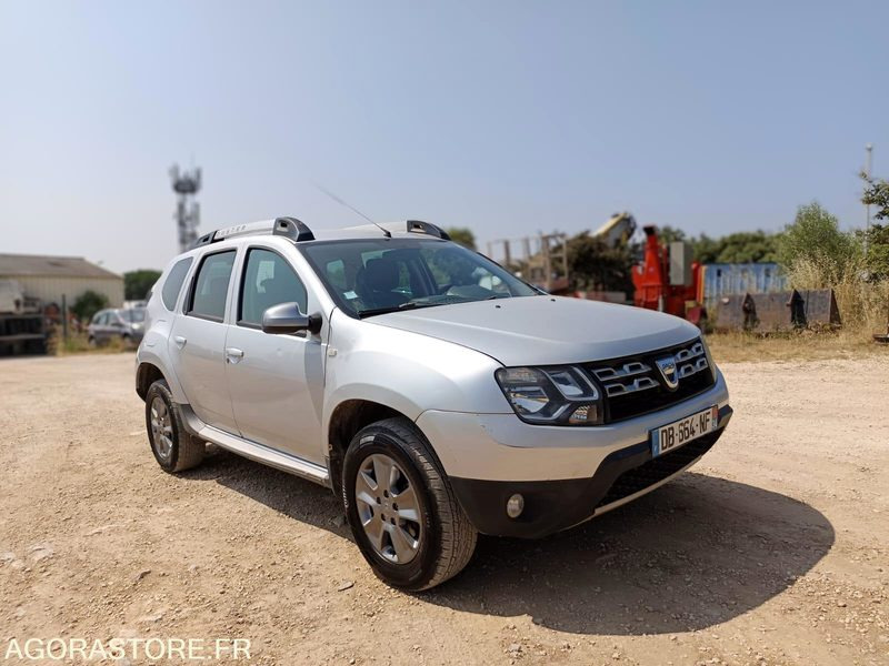 DACIA DUSTER 4X2 - 2013 - 213000KMS - SUV: afbeelding 1 DACIA DUSTER 4X2 - 2013 - 213000KMS - SUV: afbeelding 1