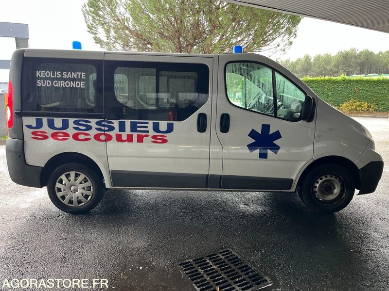DB-991-SL - Roulant - NISSAN PRIMASTAR - VASP - 319 108 Kms - Ambulance: afbeelding 3 DB-991-SL - Roulant - NISSAN PRIMASTAR - VASP - 319 108 Kms - Ambulance: afbeelding 3