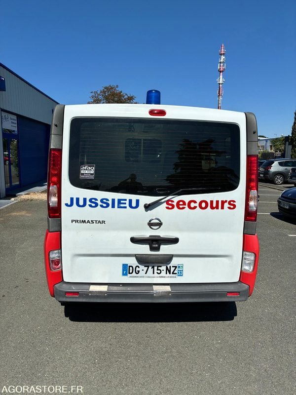 DG-715-NZ - Roulant - VASP - NISSAN PRIMASTAR - 178 174 Kms - Ambulance: afbeelding 4 DG-715-NZ - Roulant - VASP - NISSAN PRIMASTAR - 178 174 Kms - Ambulance: afbeelding 4