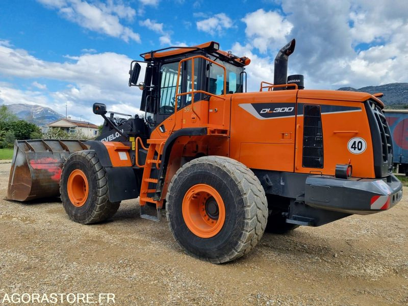 DOOSAN DL300 - 2020 - 5290 heures - BON ETAT - Lader: afbeelding 1 DOOSAN DL300 - 2020 - 5290 heures - BON ETAT - Lader: afbeelding 1