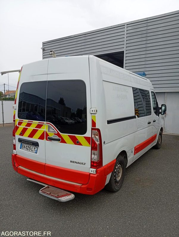 EH-025-LT - Roulant - RENAULT MASTER - VASP - 363 000 Kms - Ambulance: afbeelding 3 EH-025-LT - Roulant - RENAULT MASTER - VASP - 363 000 Kms - Ambulance: afbeelding 3