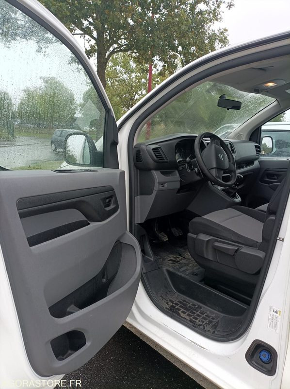 EX-687-XE - Roulant - CITROEN JUMPY SPACE TOURER - VP - 239 512 Kms - Minibus, Personenvervoer: afbeelding 5 EX-687-XE - Roulant - CITROEN JUMPY SPACE TOURER - VP - 239 512 Kms - Minibus, Personenvervoer: afbeelding 5
