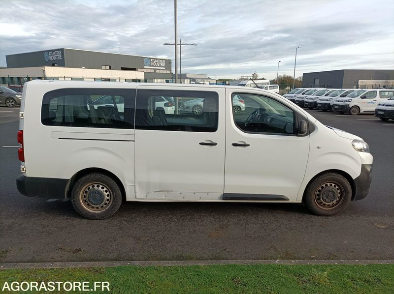 EY-346-BY - Roulant - CITROEN JUMPY SPACE TOURER - VP - 189 243 Kms "CG PERDUE" - Minibus, Personenvervoer: afbeelding 3 EY-346-BY - Roulant - CITROEN JUMPY SPACE TOURER - VP - 189 243 Kms "CG PERDUE" - Minibus, Personenvervoer: afbeelding 3