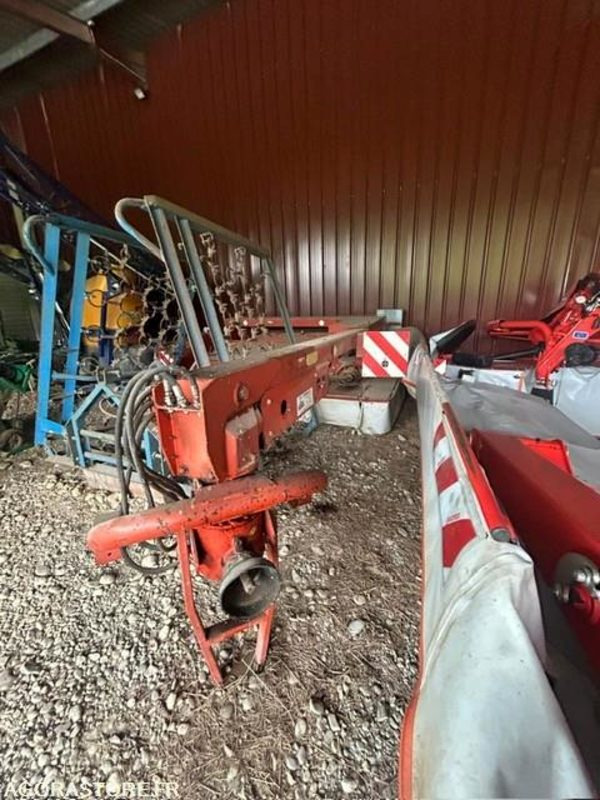 FAUCHEUSE TRAINEE KUHN FC300G 1995 AVEC CONDITIONNEUR - Maaimachine: afbeelding 4 FAUCHEUSE TRAINEE KUHN FC300G 1995 AVEC CONDITIONNEUR - Maaimachine: afbeelding 4