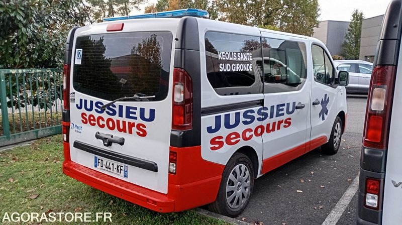 FD-441-KF - "PP"- Non Roulant - RENAULT TRAFIC - VASP - 318 629 Kms - Ambulance: afbeelding 2 FD-441-KF - "PP"- Non Roulant - RENAULT TRAFIC - VASP - 318 629 Kms - Ambulance: afbeelding 2