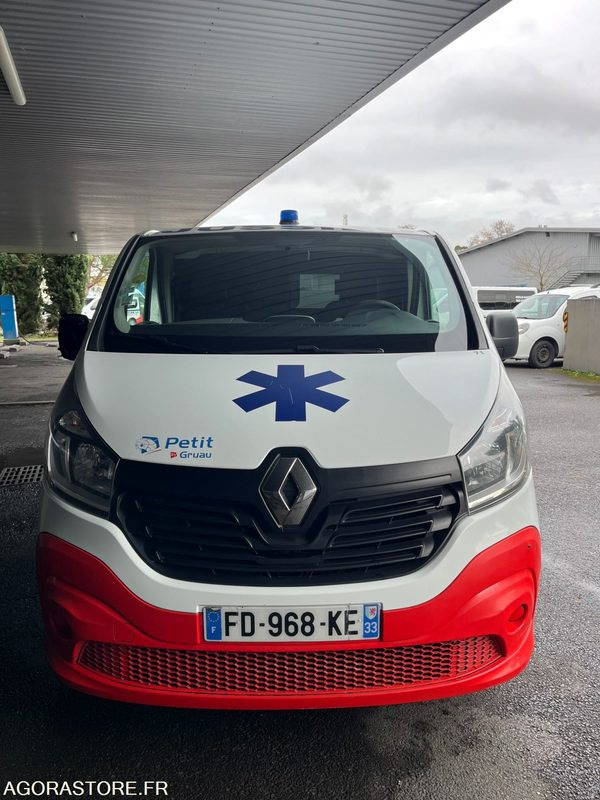 FD-968-KE - Non Roulant - RENAULT TRAFIC - VASP - 305 100 Kms - Ambulance: afbeelding 3 FD-968-KE - Non Roulant - RENAULT TRAFIC - VASP - 305 100 Kms - Ambulance: afbeelding 3