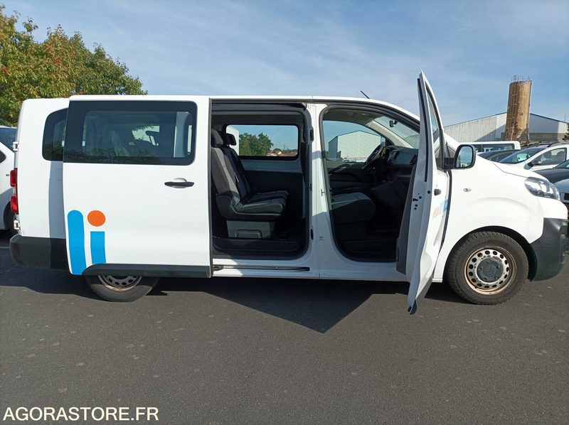 FG-949-DE - Roulant - CITROEN JUMPY SPACE TOURER - VP - 202 843 Kms - Minibus, Personenvervoer: afbeelding 4 FG-949-DE - Roulant - CITROEN JUMPY SPACE TOURER - VP - 202 843 Kms - Minibus, Personenvervoer: afbeelding 4