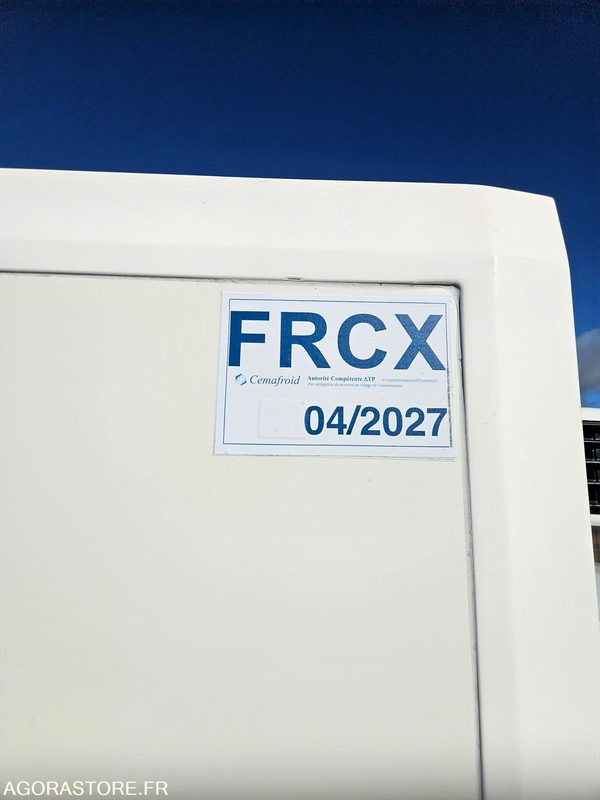 FIAT SCUDO 2.0 130 CAISSE FRIGORIFIQUE FRCX 3 PLACES - Koelwagen: afbeelding 4 FIAT SCUDO 2.0 130 CAISSE FRIGORIFIQUE FRCX 3 PLACES - Koelwagen: afbeelding 4