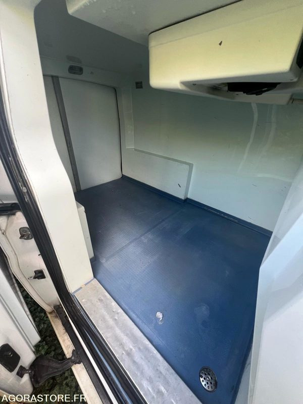 FIAT- SCUDO - 2015 - 350 000 KM - FRIGORIFIQUE MULTI TEMPERATURE - Koelwagen: afbeelding 4 FIAT- SCUDO - 2015 - 350 000 KM - FRIGORIFIQUE MULTI TEMPERATURE - Koelwagen: afbeelding 4