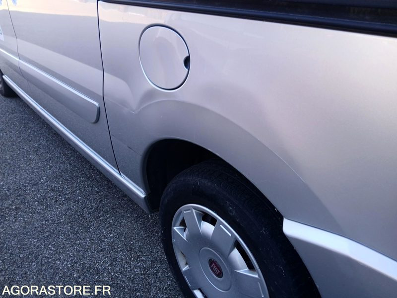 FIAT SCUDO PANORAMA - 9 places - Minibus, Personenvervoer: afbeelding 4 FIAT SCUDO PANORAMA - 9 places - Minibus, Personenvervoer: afbeelding 4