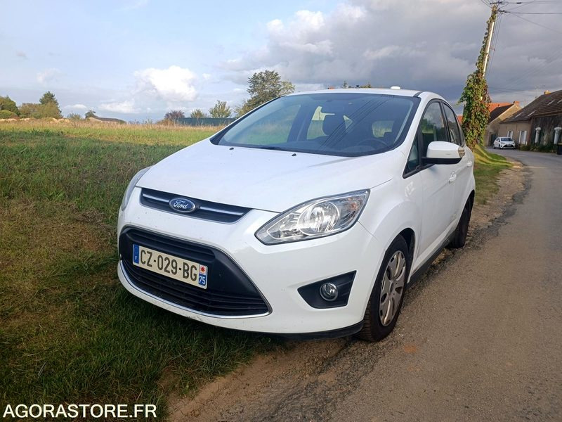 FORD CMAX 1.6 TDCI - 2013 - 105865KM - NON ROULANT - MOTEUR A REMPLACER - Personenwagen: afbeelding 1 FORD CMAX 1.6 TDCI - 2013 - 105865KM - NON ROULANT - MOTEUR A REMPLACER - Personenwagen: afbeelding 1