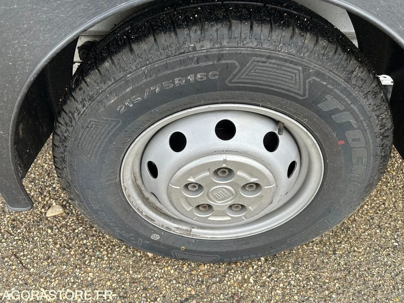 Gesloten bestelwagen FOURGON - FIAT - DUCATO CAISSE 20m3 HAYON - 2018 / 108.000 KM: afbeelding 8