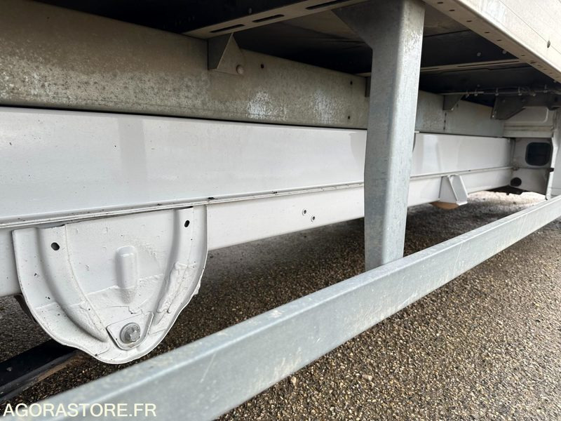 Gesloten bestelwagen FOURGON - FIAT - DUCATO CAISSE 20m3 HAYON - 2018 / 108.000 KM: afbeelding 7