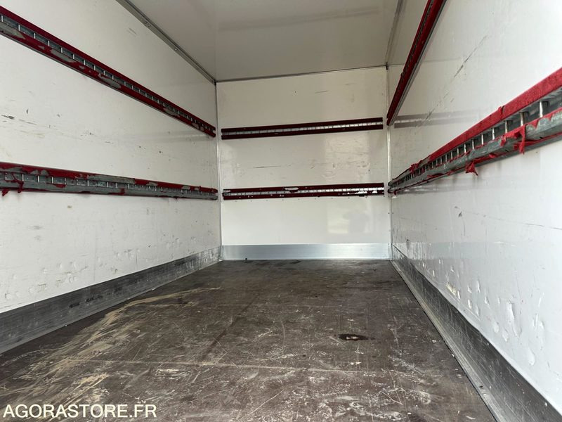 Gesloten bestelwagen FOURGON - FIAT - DUCATO CAISSE 20m3 HAYON - 2018 / 108.000 KM: afbeelding 10