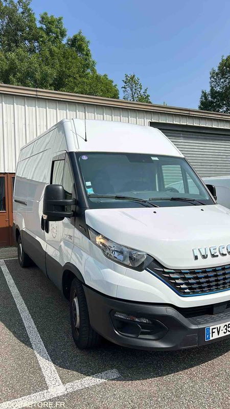FOURGON Iveco 2020 - Gesloten bestelwagen: afbeelding 1 FOURGON Iveco 2020 - Gesloten bestelwagen: afbeelding 1