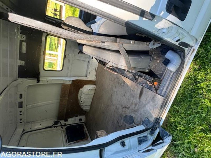 FOURGON PEUGEOT - Gesloten bestelwagen: afbeelding 4 FOURGON PEUGEOT - Gesloten bestelwagen: afbeelding 4
