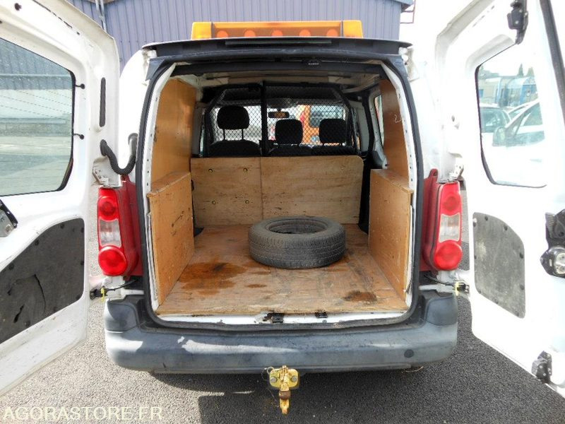 FOURGONNETTE PEUGEOT PARTNER (BE127) - Kleine bestelwagen: afbeelding 5 FOURGONNETTE PEUGEOT PARTNER (BE127) - Kleine bestelwagen: afbeelding 5