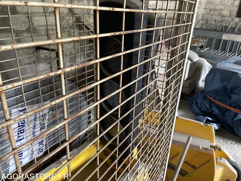 Feux tricolores et cages - Gereedschap/ Toebehoor: afbeelding 5 Feux tricolores et cages - Gereedschap/ Toebehoor: afbeelding 5