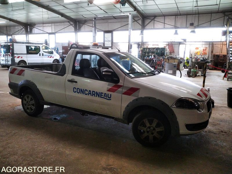 Fiat strada pick-up - Kipper bestelwagen: afbeelding 4 Fiat strada pick-up - Kipper bestelwagen: afbeelding 4