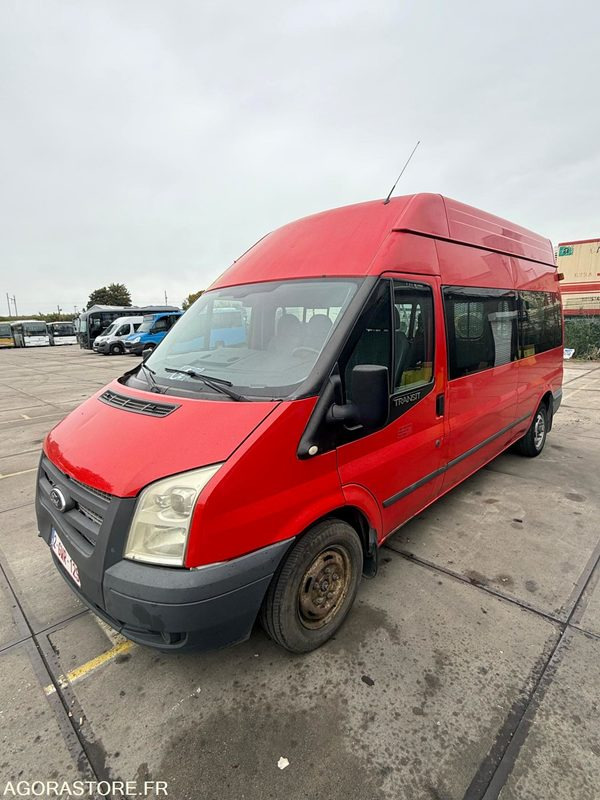Ford - Minibus, Personenvervoer: afbeelding 1 Ford - Minibus, Personenvervoer: afbeelding 1