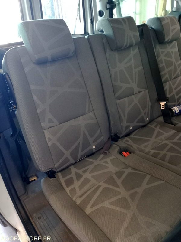 Ford Tournéo 5 places - Kleine bestelwagen: afbeelding 5 Ford Tournéo 5 places - Kleine bestelwagen: afbeelding 5