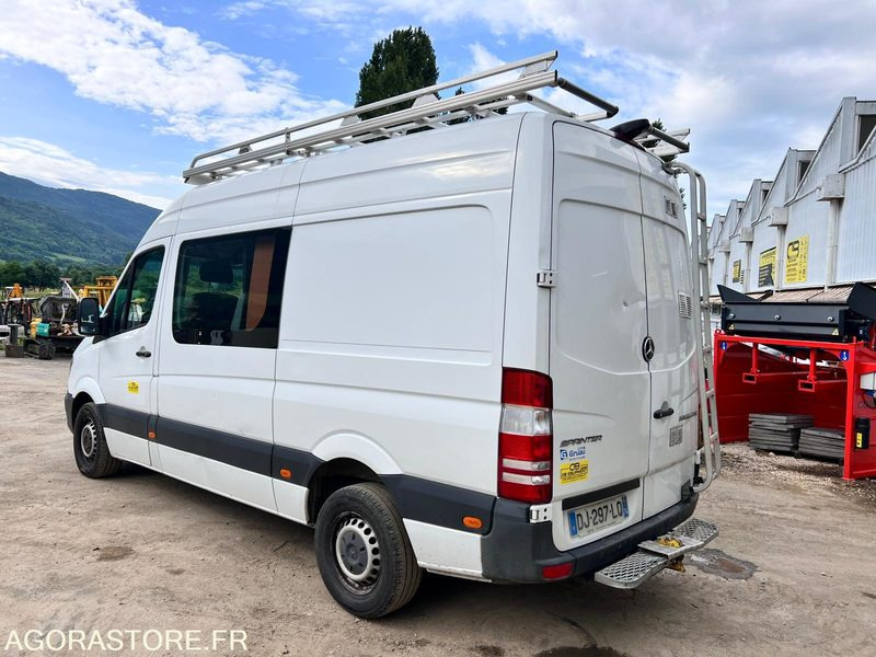 Fourgon Mercedes-Benz SPRINTER 2 V6 3L 190cv - 2014 - 143500Kms - Gesloten bestelwagen: afbeelding 2 Fourgon Mercedes-Benz SPRINTER 2 V6 3L 190cv - 2014 - 143500Kms - Gesloten bestelwagen: afbeelding 2