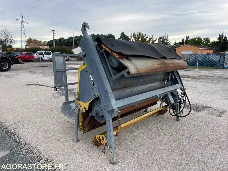 GRAVILLONNEUR CYLEXTRA D'OCCASION CMTP - Asfaltmachine: afbeelding 4 GRAVILLONNEUR CYLEXTRA D'OCCASION CMTP - Asfaltmachine: afbeelding 4