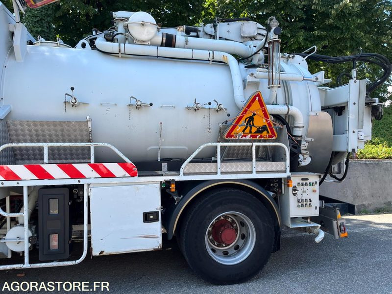 HYDROCUREUR HUWER RENAULT 19T - Vacuümwagen: afbeelding 5 HYDROCUREUR HUWER RENAULT 19T - Vacuümwagen: afbeelding 5