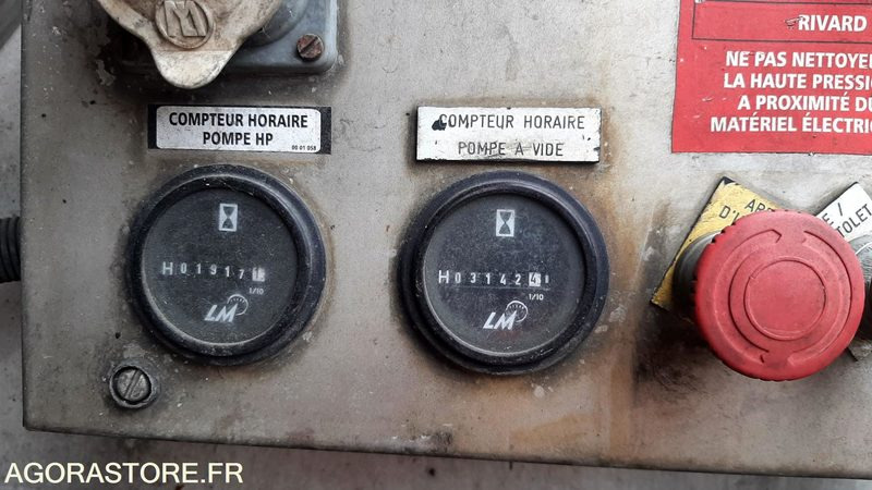 HYDROCUREUR MIXTE RENAULT PRENIUM - DP-470-VA - 2002 - 335 513 KM - Vacuümwagen: afbeelding 4 HYDROCUREUR MIXTE RENAULT PRENIUM - DP-470-VA - 2002 - 335 513 KM - Vacuümwagen: afbeelding 4